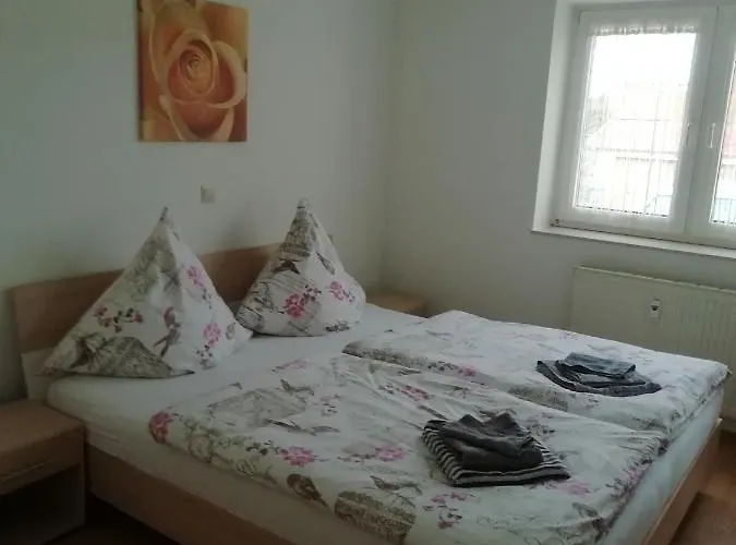 - Ulla شقة فايمر